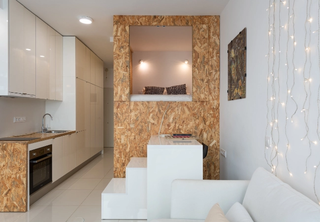 Minimalist Accommodation by the Beach